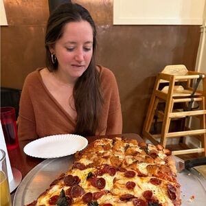 Meet your Posher, Elizabeth